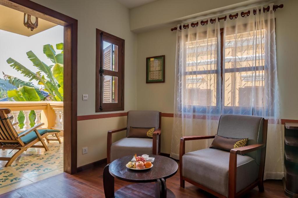 Le Relais De Chhlong Hotel Kratie Exterior photo